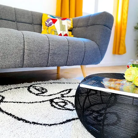 Sea - 2 Bedroom - Kitchen - Wifi - Tramway - Air Conditioner Apartament